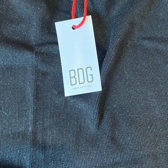 BDG Urban Outfitters BDG One Shoulder Tank Top in Black (M) - Picture 8 of 9